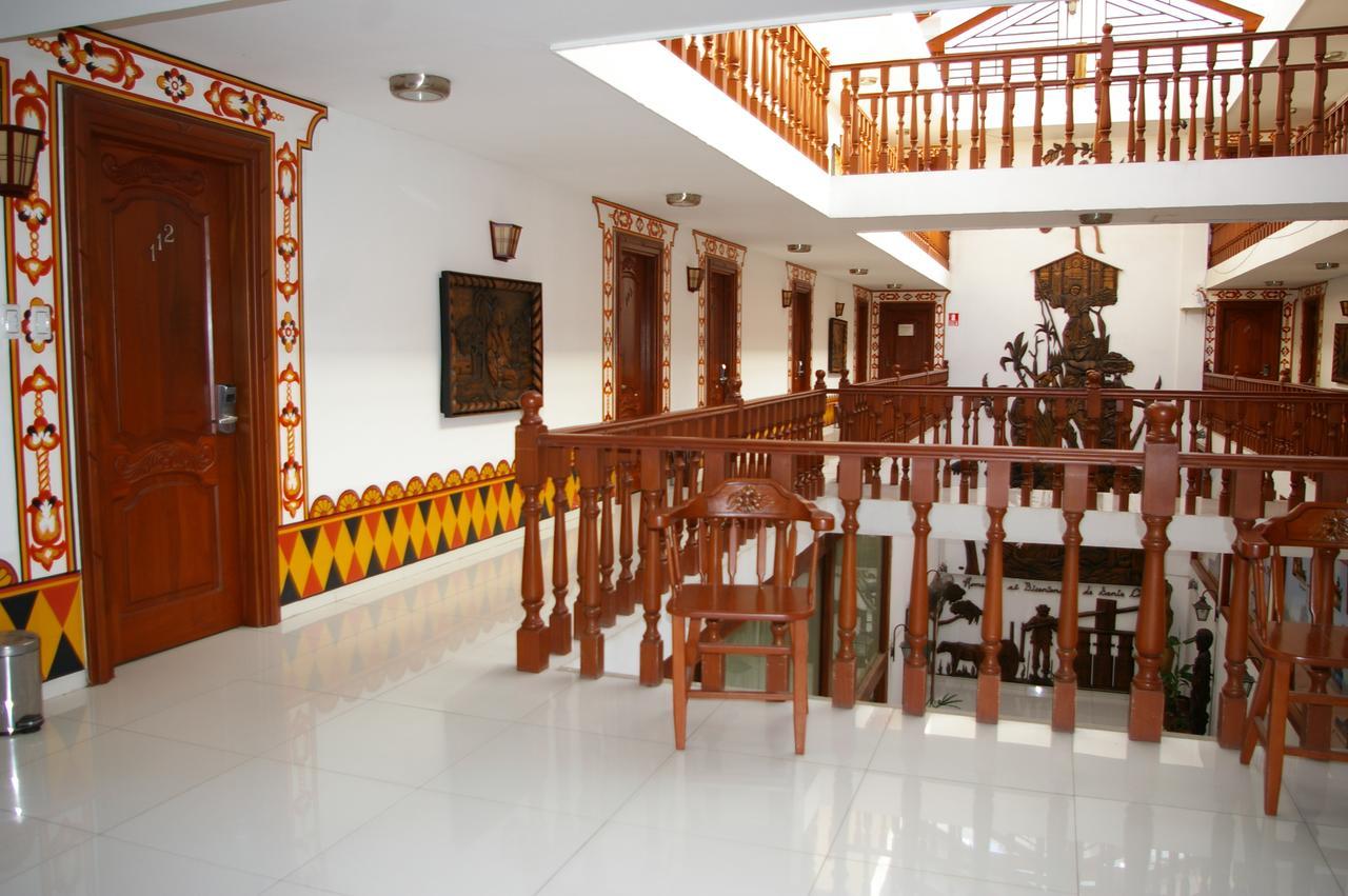 Hotel Misional Santa Cruz de La Sierra Exteriör bild